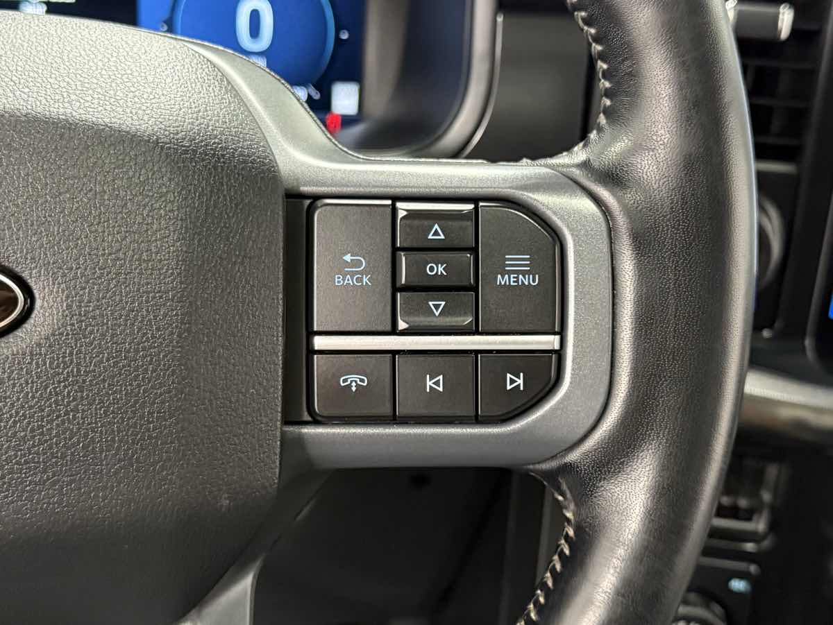 2024 Ford F-150 Lariat photo 18