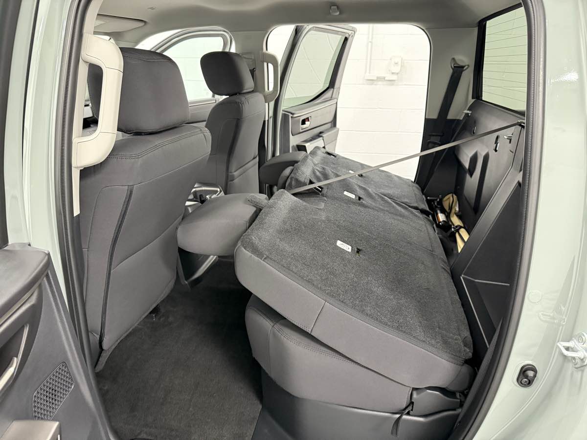 2023 Toyota Tundra SR5 TRD photo 13