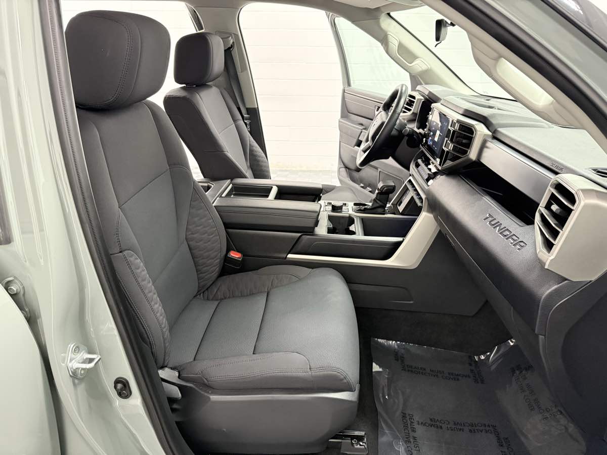 2023 Toyota Tundra SR5 TRD photo 15