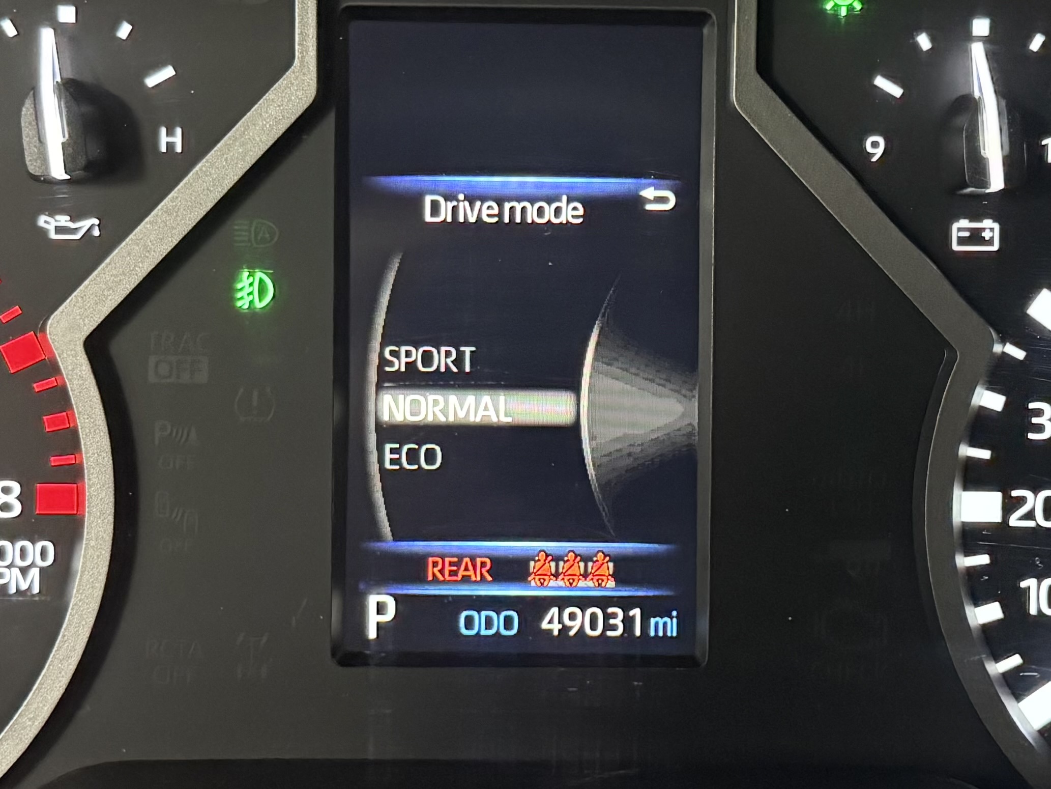 2023 Toyota Tundra SR5 TRD photo 19