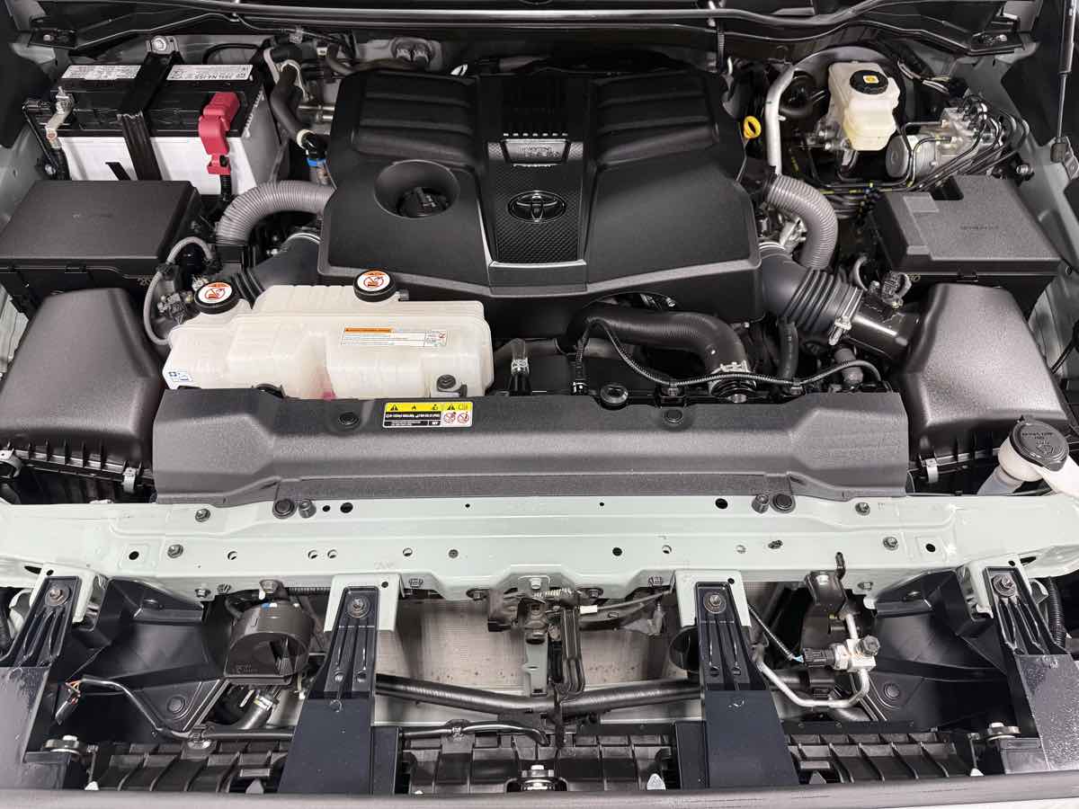 2023 Toyota Tundra SR5 TRD photo 27