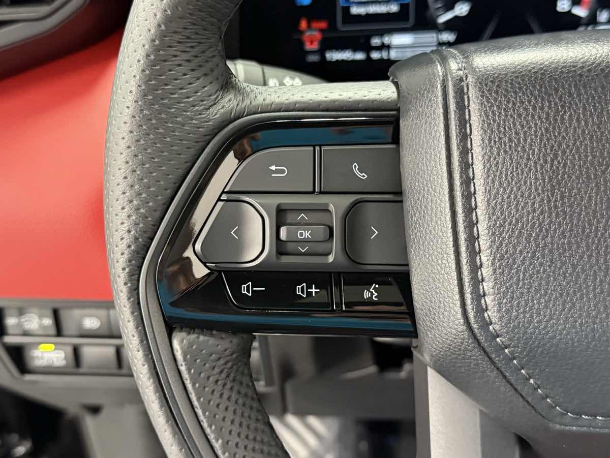 2024 Toyota Sequoia TRD Pro photo 19