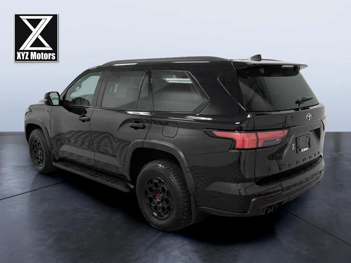 2024 Toyota Sequoia TRD Pro photo 4