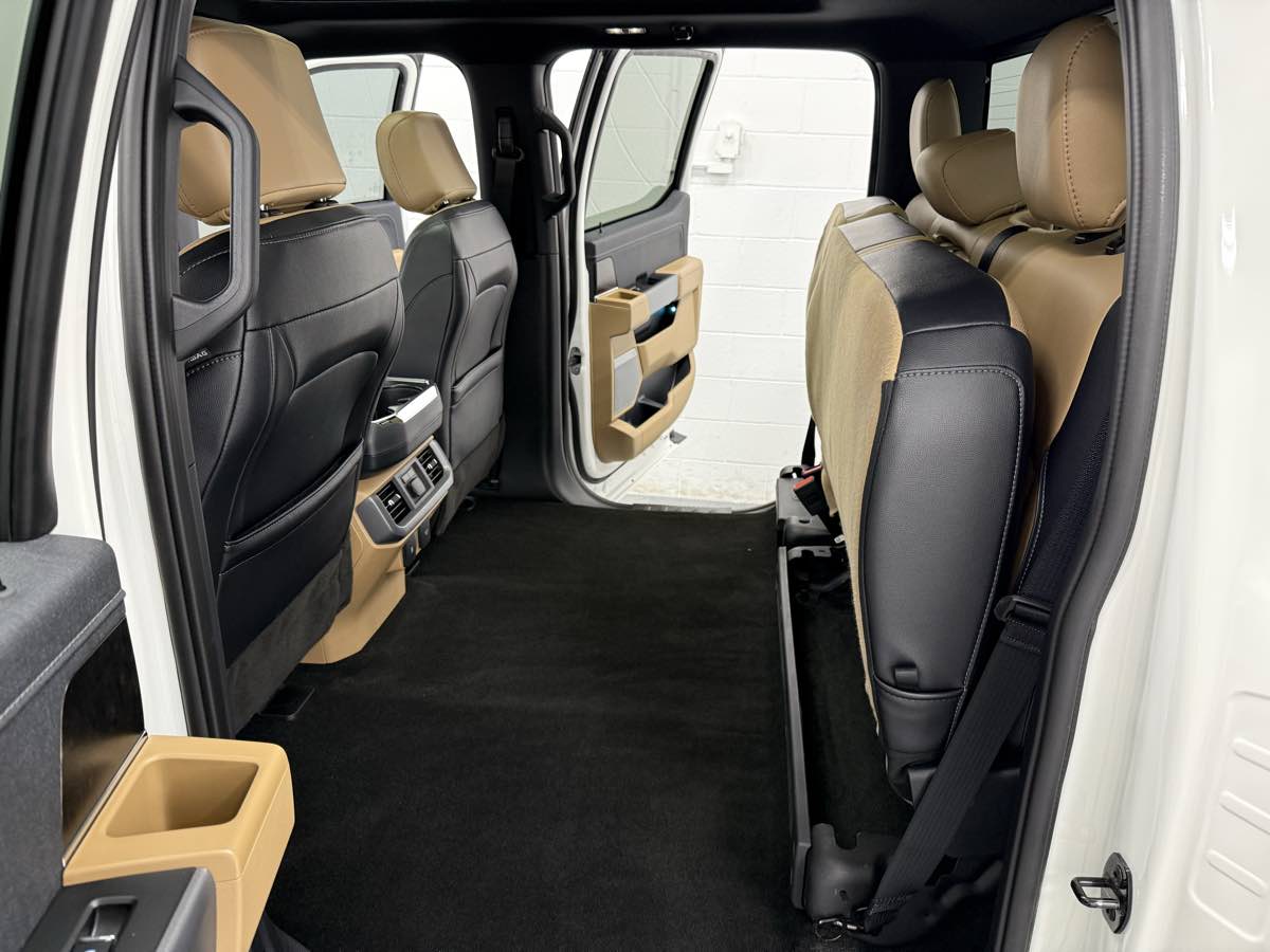 2022 Ford F-150 Lariat photo 13