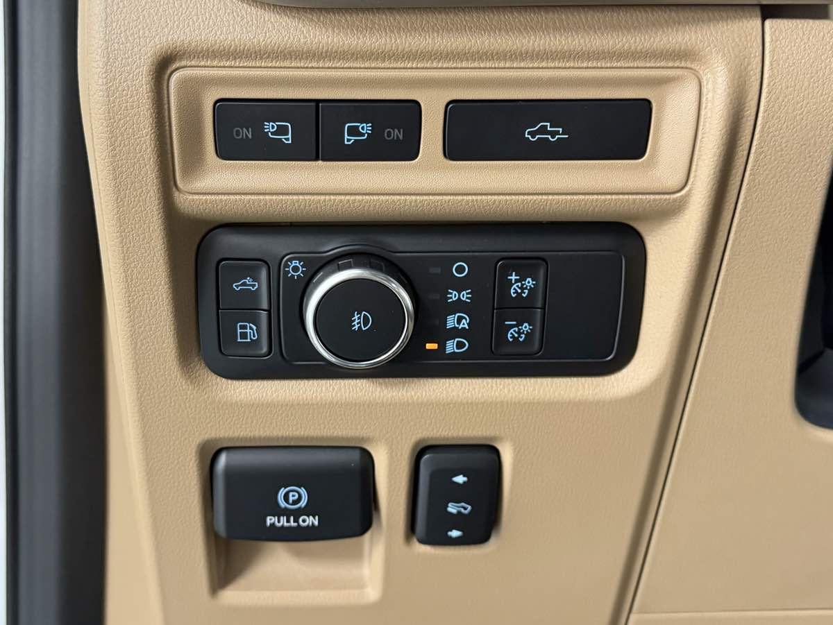 2022 Ford F-150 Lariat photo 20