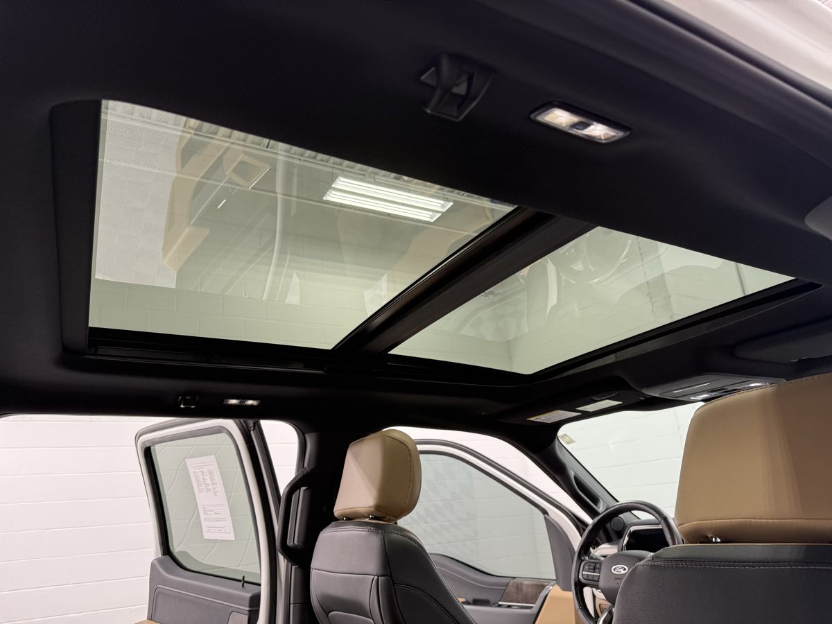 2022 Ford F-150 Lariat photo 29