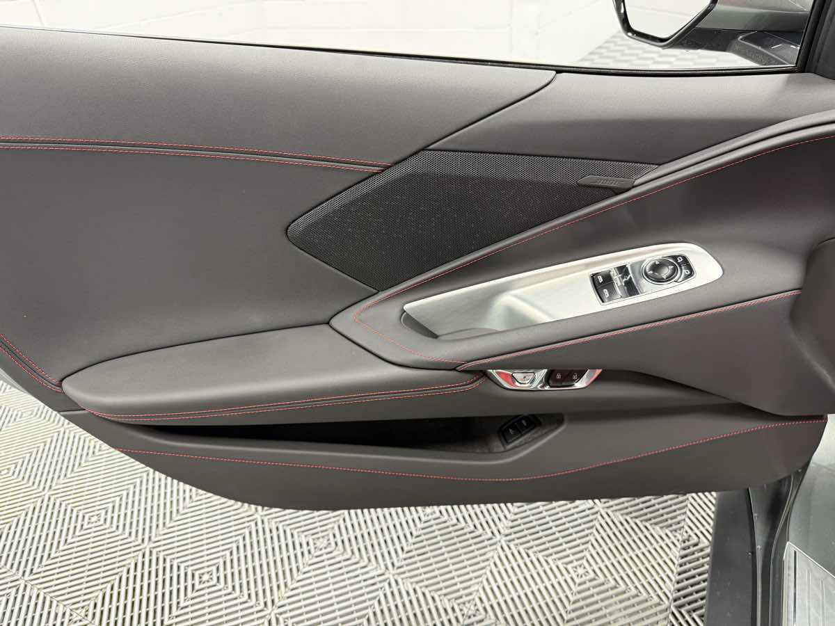 2024 Chevrolet Corvette 1LT photo 12