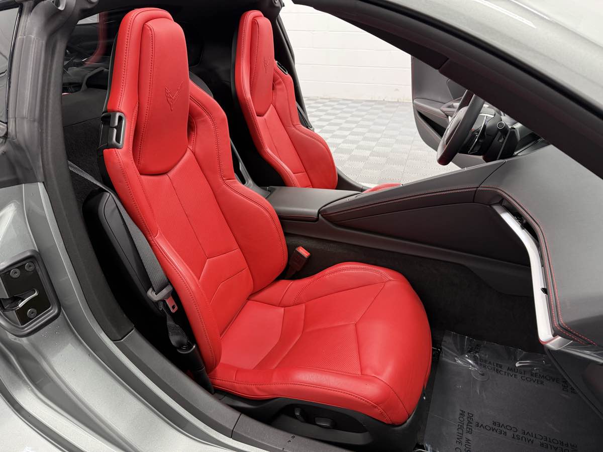 2024 Chevrolet Corvette 1LT photo 16