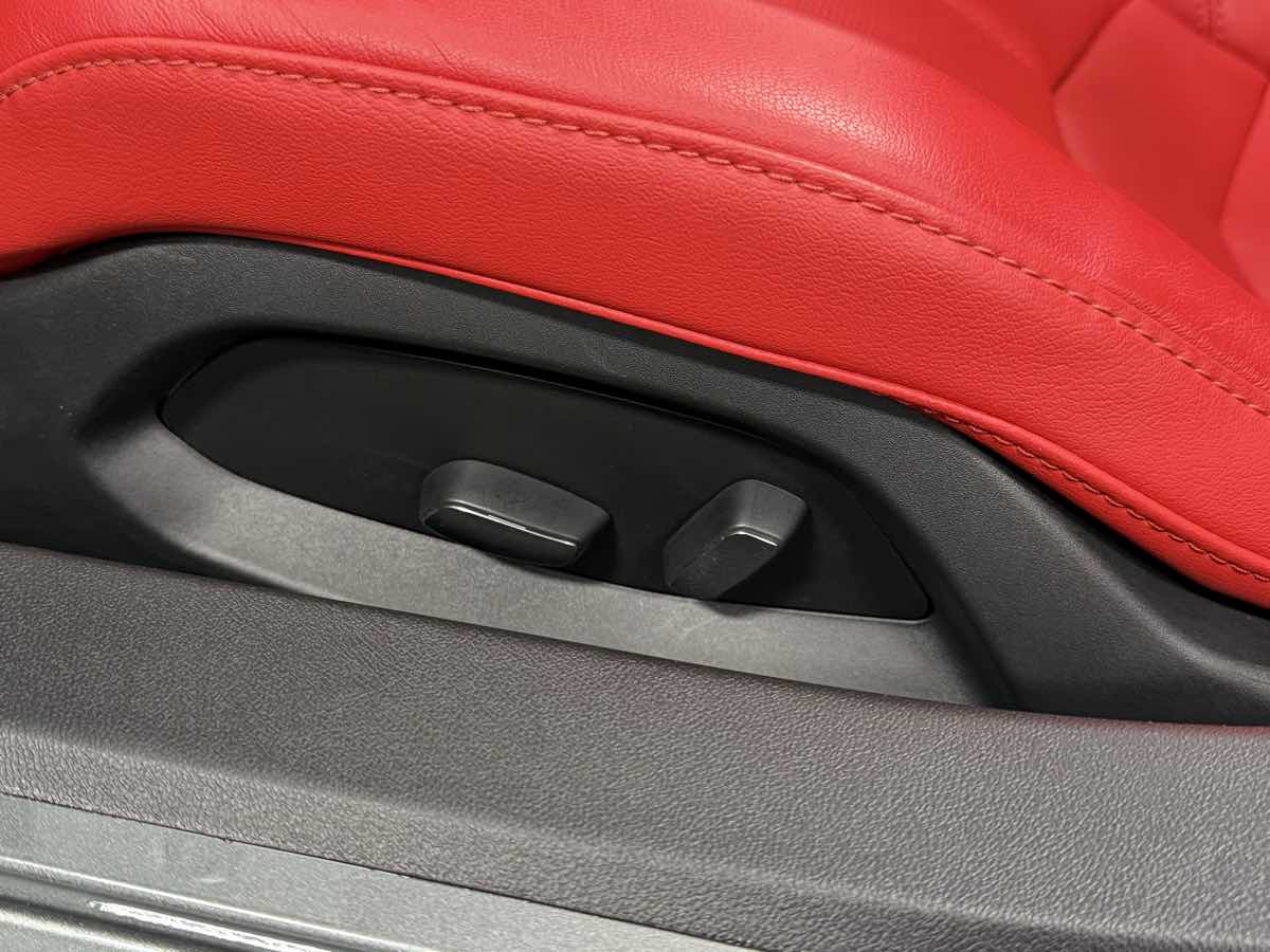 2024 Chevrolet Corvette 1LT photo 32