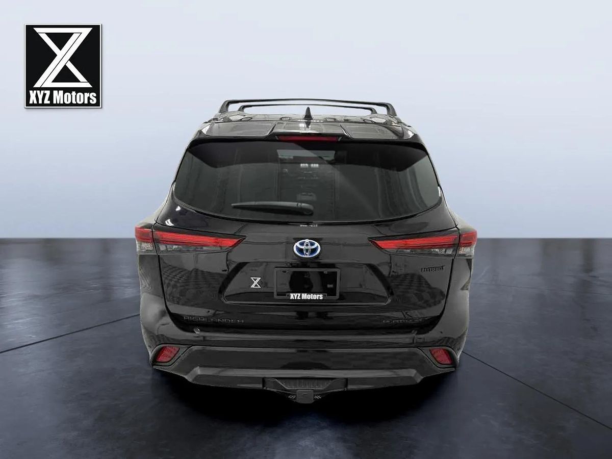Sold 2023 Toyota Highlander Hybrid Platinum in Grand Rapids