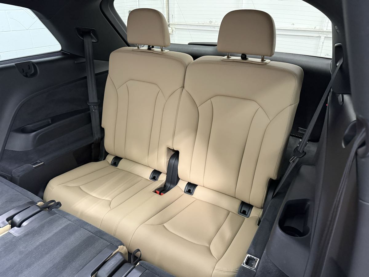 2022 Audi Q7 Premium Plus photo 13