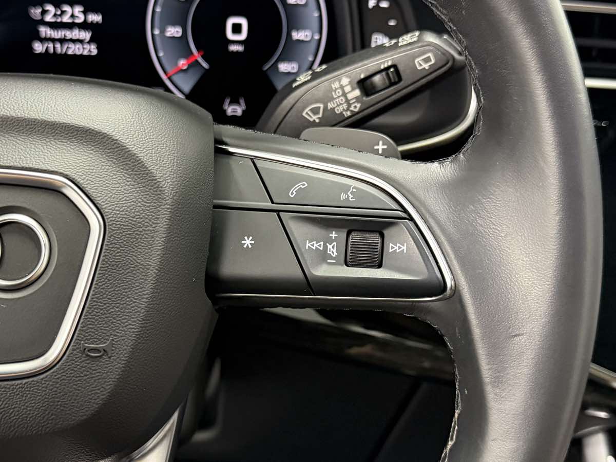 2022 Audi Q7 Premium Plus photo 18