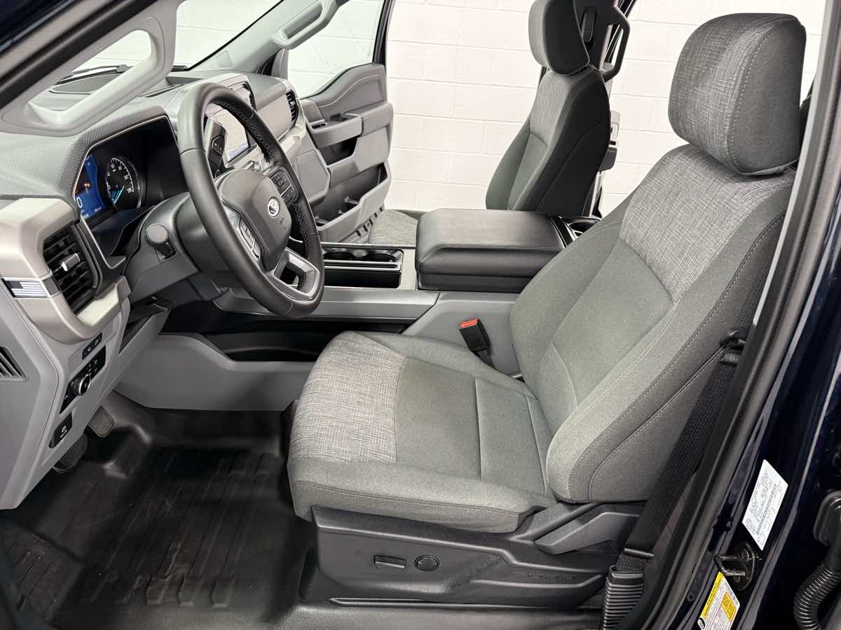 2023 Ford F-150 XLT photo 10