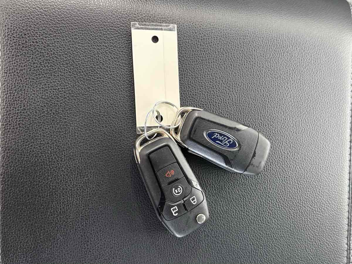 2023 Ford F-150 XLT photo 28