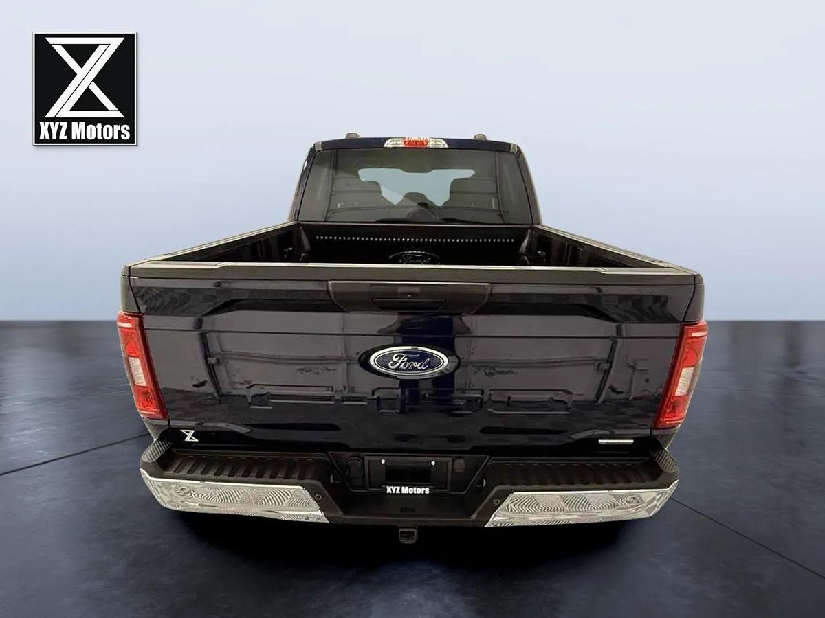 2023 Ford F-150 XLT photo 5
