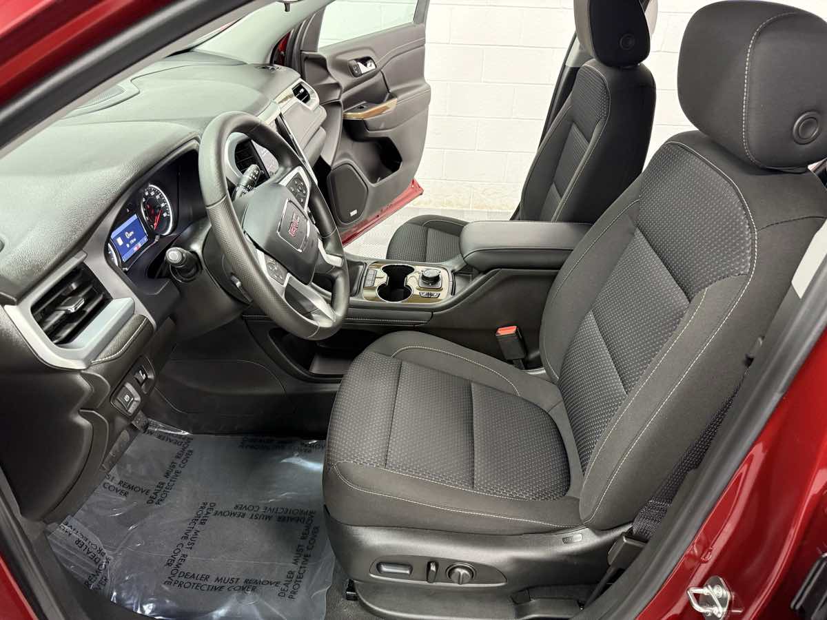 2023 Gmc Acadia SLE photo 8