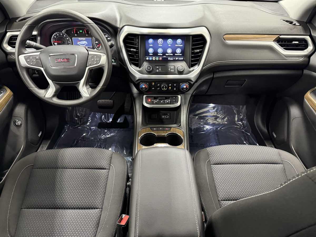 2023 Gmc Acadia SLE photo 9