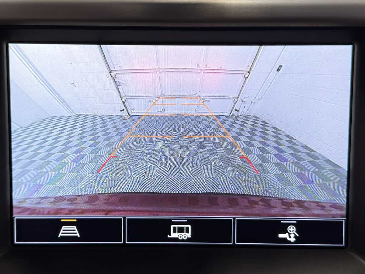2023 Gmc Acadia SLE photo 19