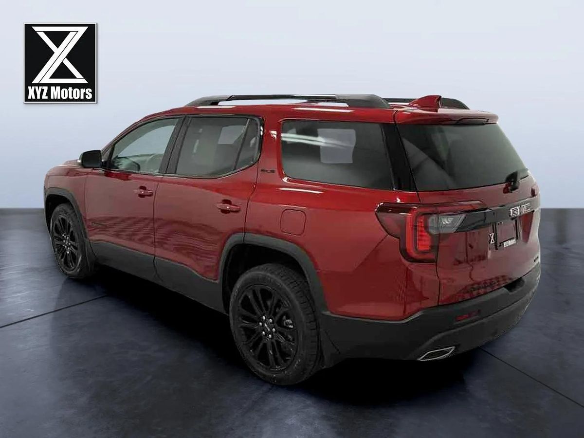 2023 Gmc Acadia SLE photo 2