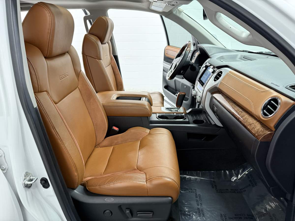 2021 Toyota Tundra Platinum Grade photo 17