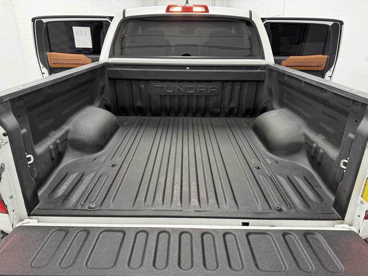 2021 Toyota Tundra Platinum Grade photo 31