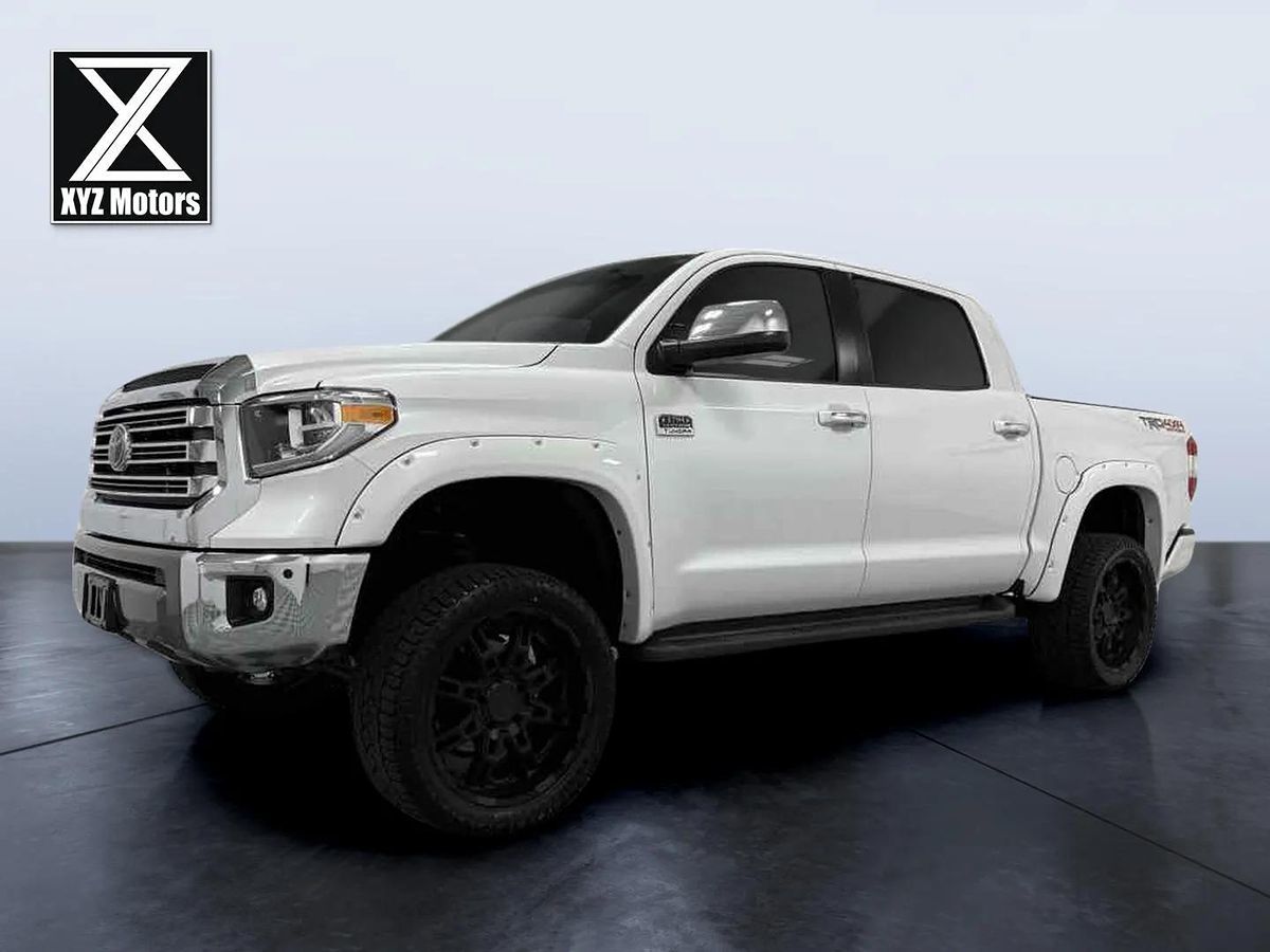 2021 Toyota Tundra Platinum Grade photo 2