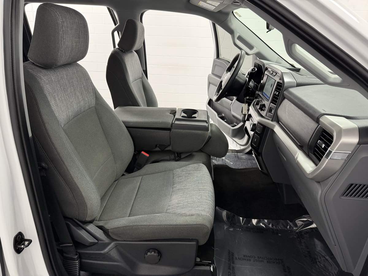 2022 Ford F-150 XLT photo 12