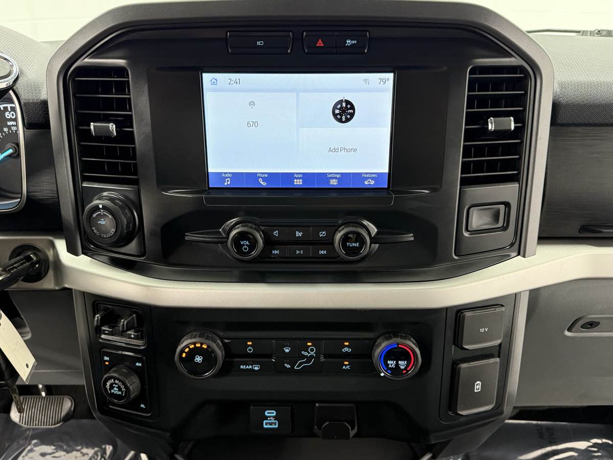 2022 Ford F-150 XLT photo 18