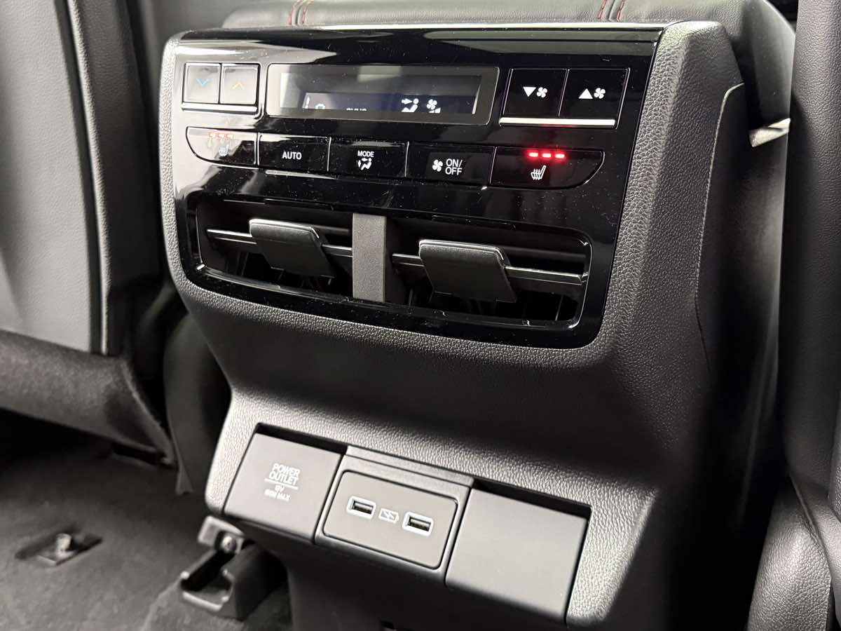 2024 Acura MDX SH-AWD A-Spec photo 33