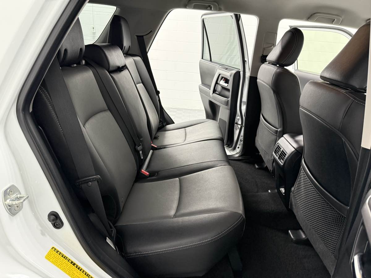 2024 Toyota 4Runner SR5 Premium photo 12