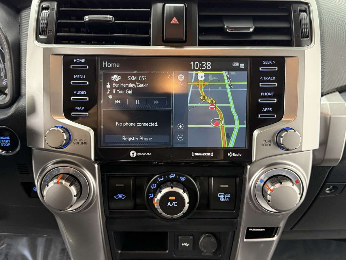 2024 Toyota 4Runner SR5 Premium photo 21
