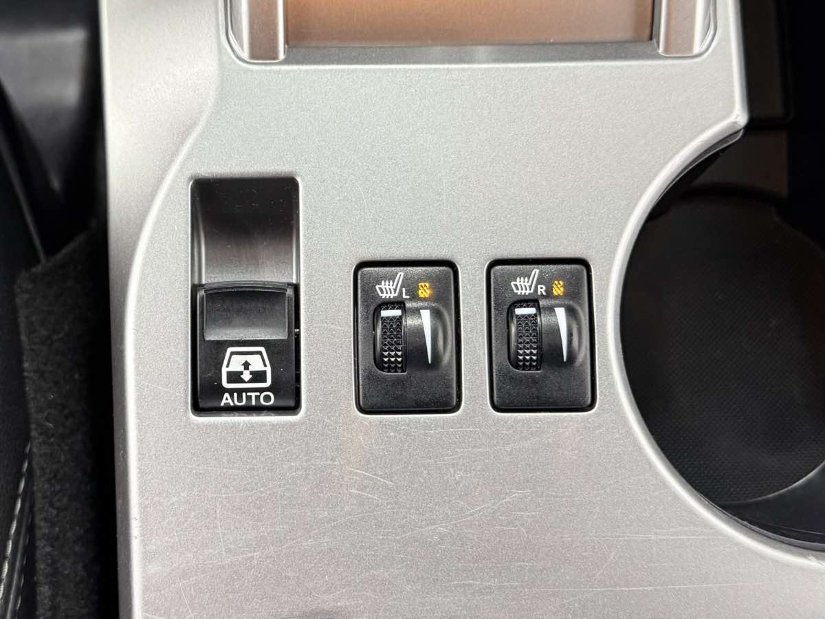 2024 Toyota 4Runner SR5 Premium photo 23