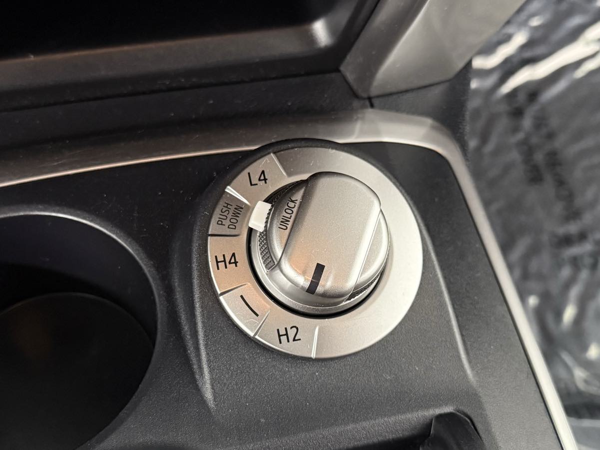 2024 Toyota 4Runner SR5 Premium photo 24