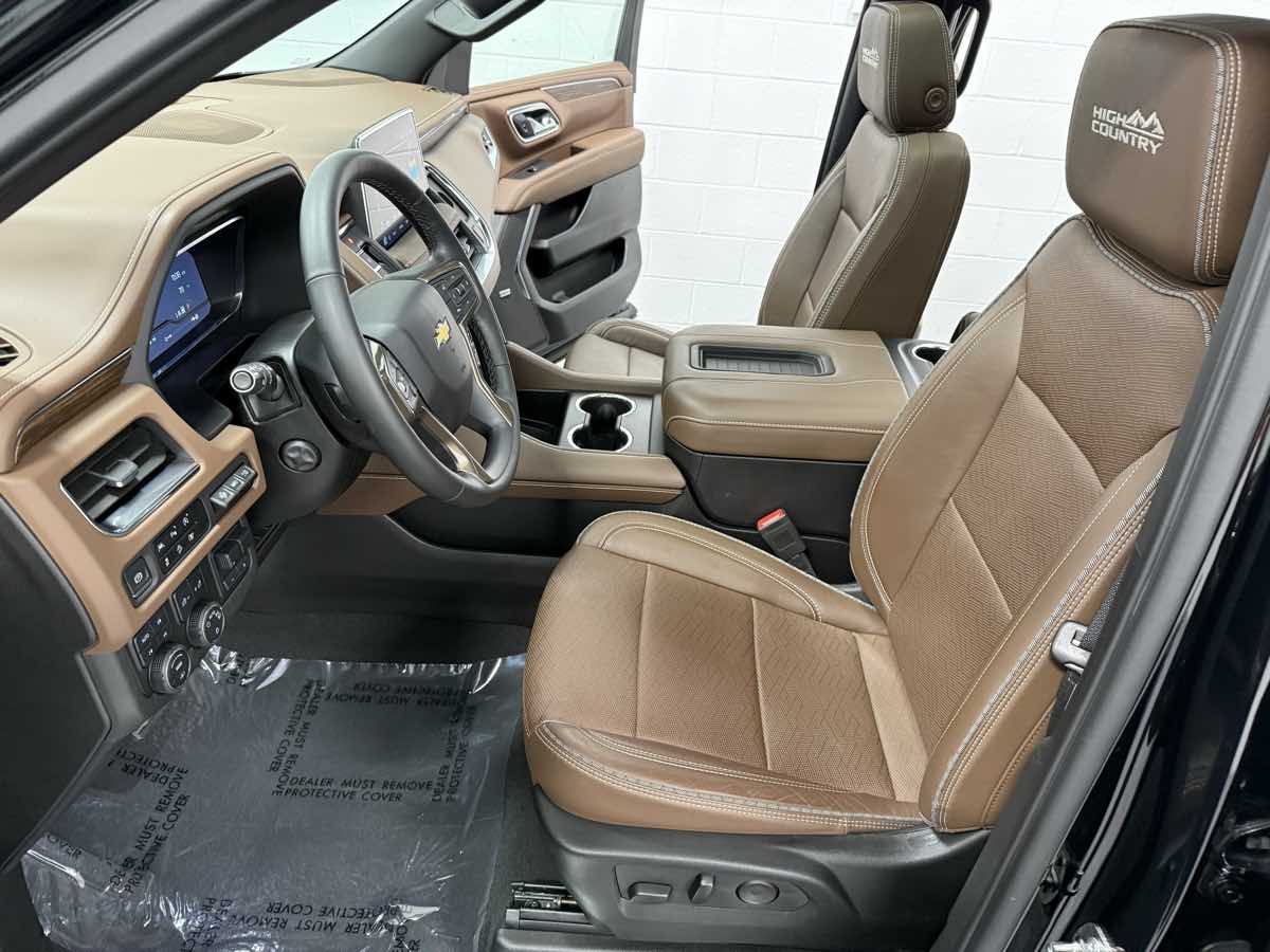 2023 Chevrolet Tahoe High Country photo 13