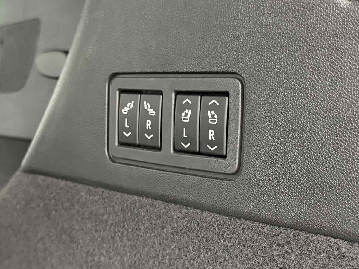 2024 Cadillac XT6 Sport photo 30