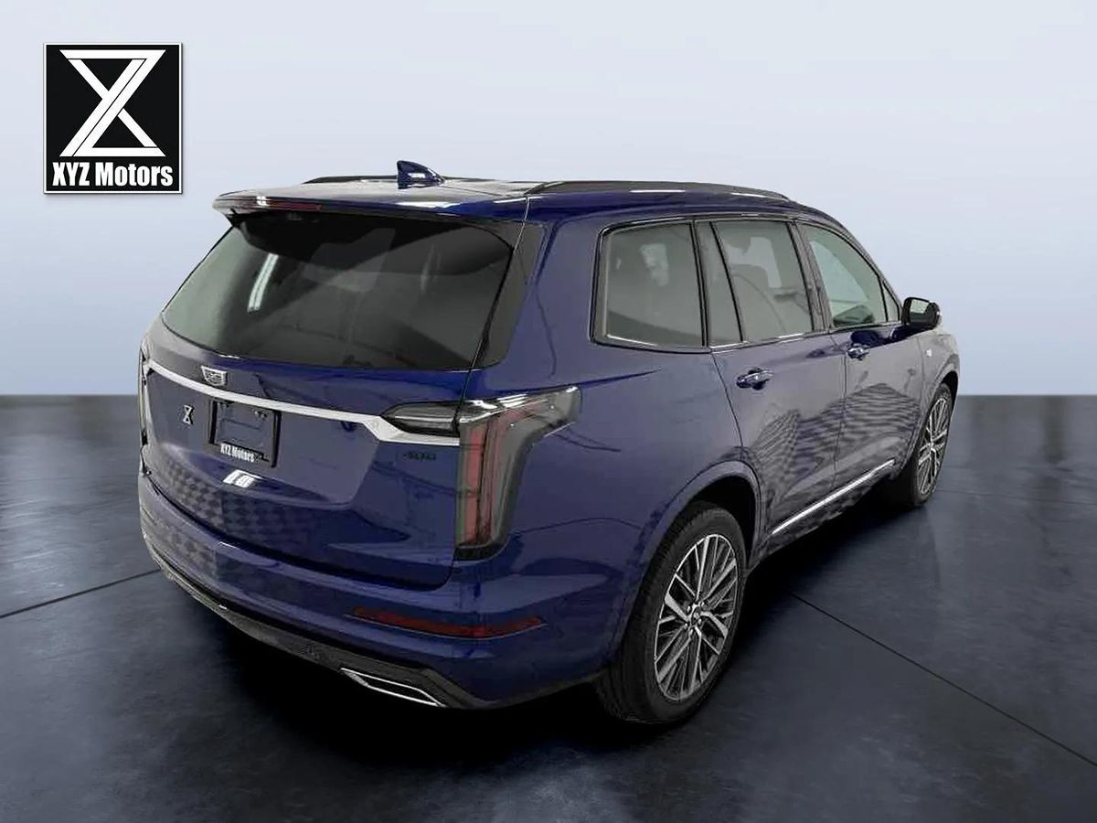 2024 Cadillac XT6 Sport photo 5