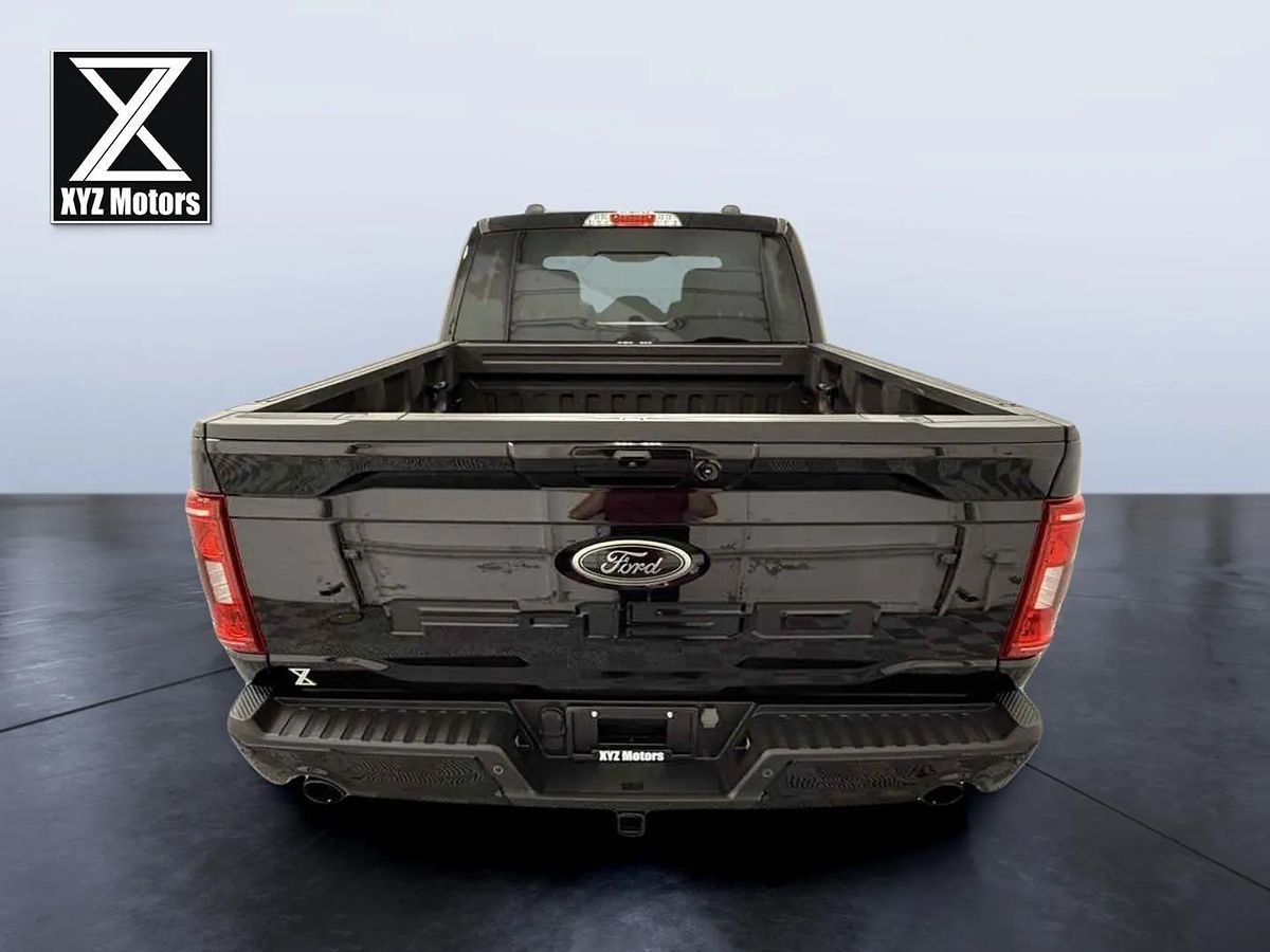 2023 Ford F-150 XLT photo 5
