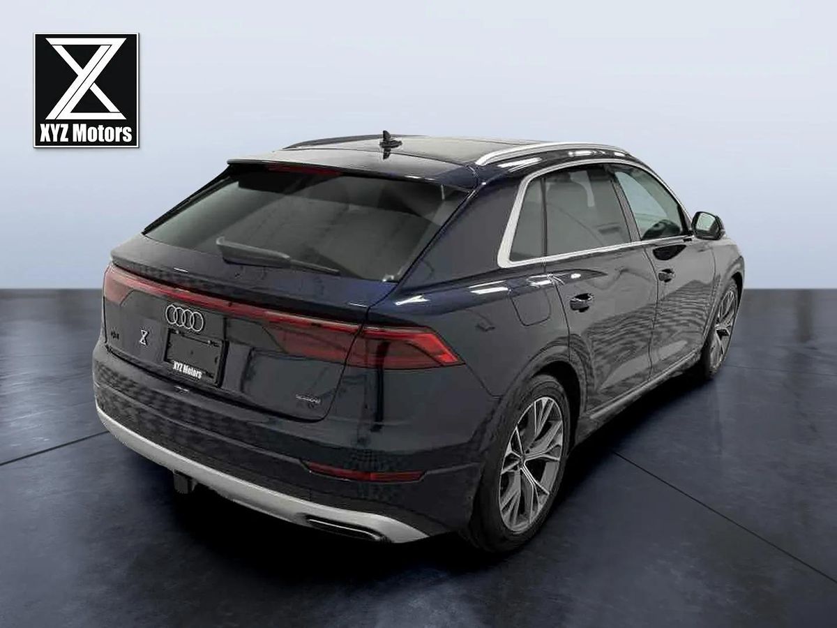 2025 Audi Q8 Prestige photo 5