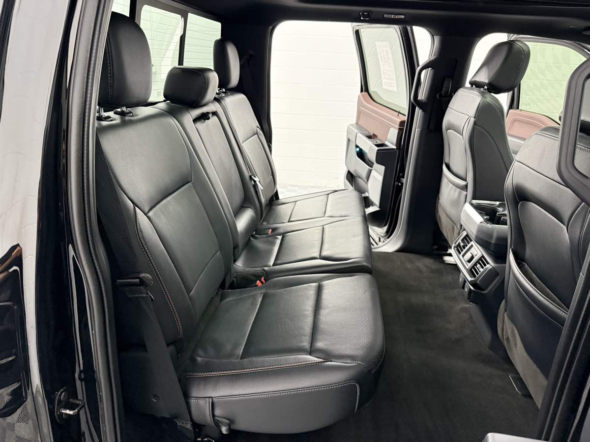 2022 Ford F-150 Lariat photo 12