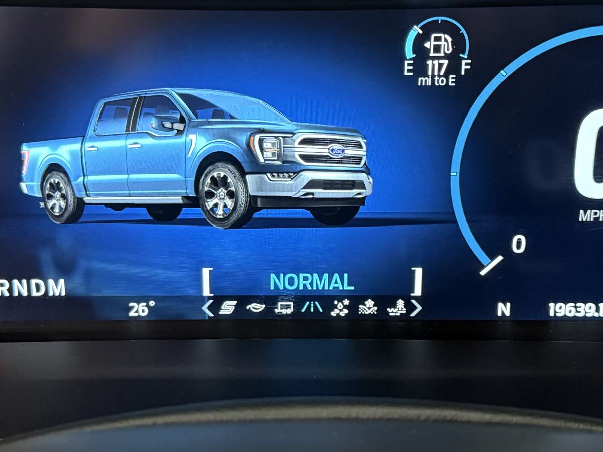 2022 Ford F-150 Lariat photo 19