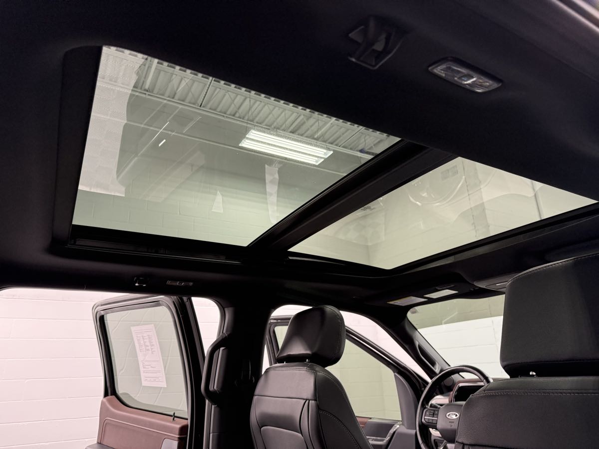 2022 Ford F-150 Lariat photo 30