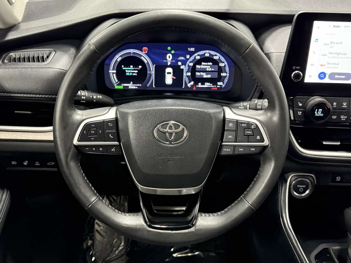 2024 Toyota Grand Highlander Hybrid Limited photo 16