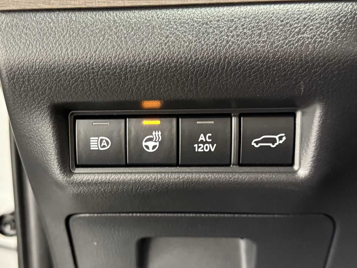 2024 Toyota Grand Highlander Hybrid Limited photo 21