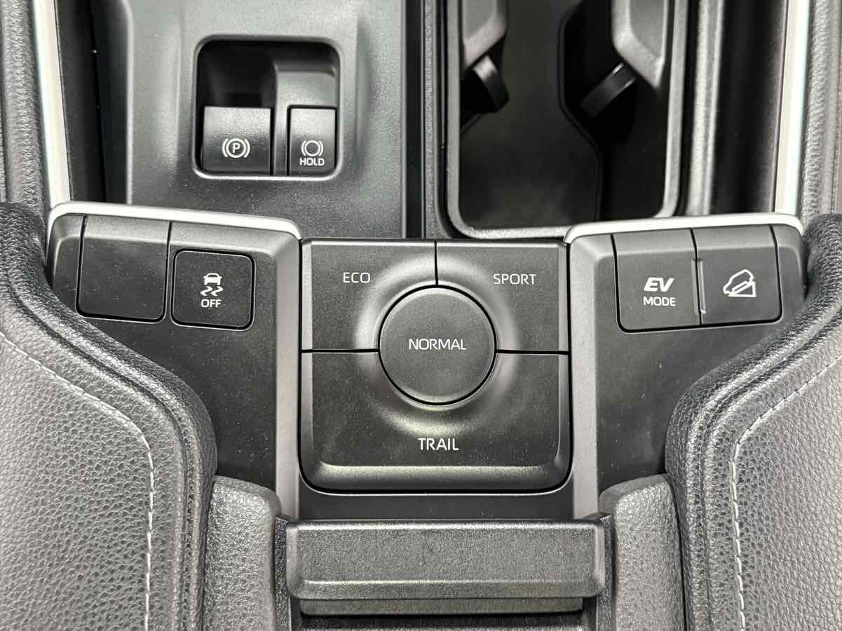 2024 Toyota Grand Highlander Hybrid Limited photo 25