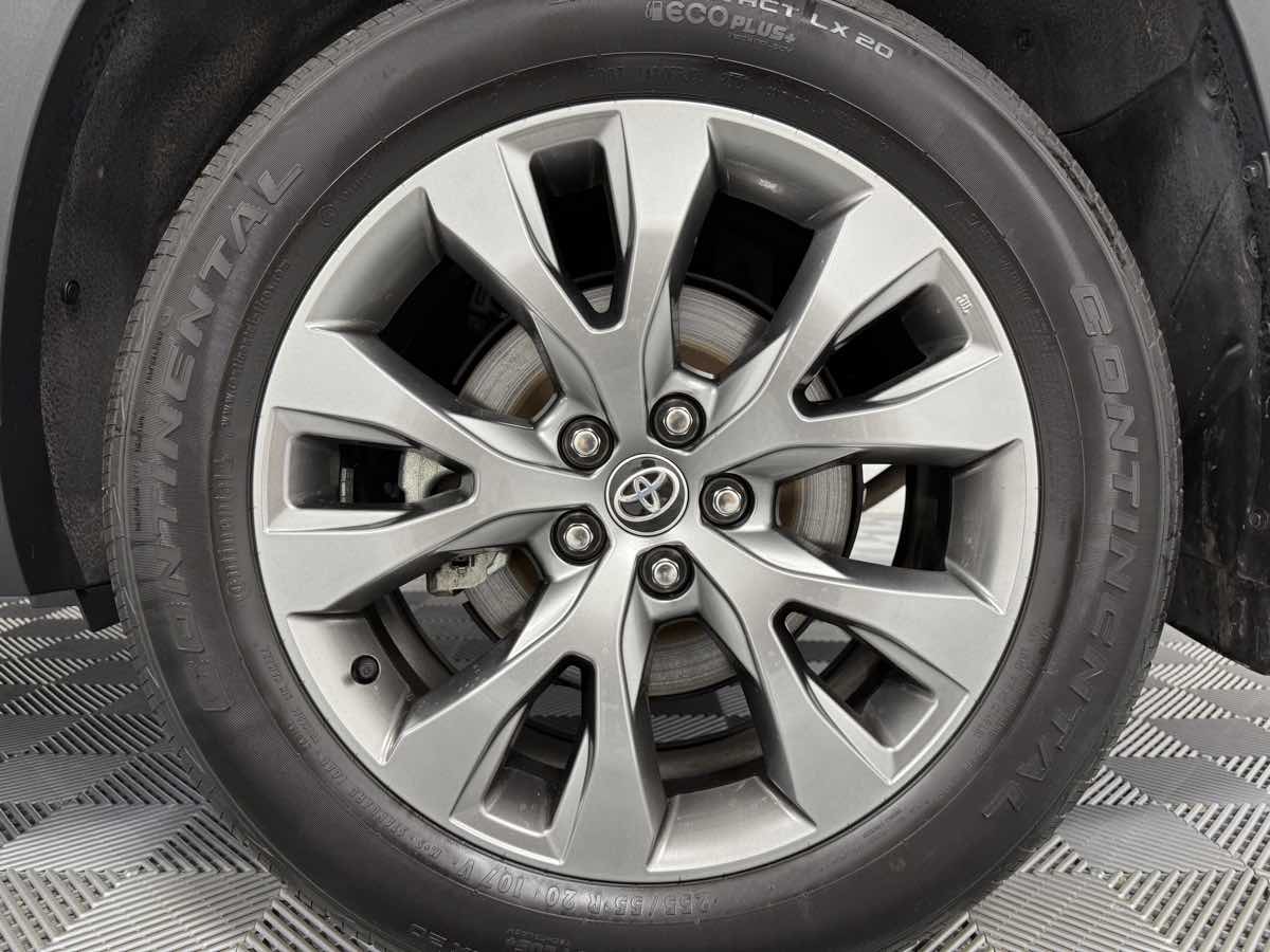 2024 Toyota Grand Highlander Hybrid Limited photo 36