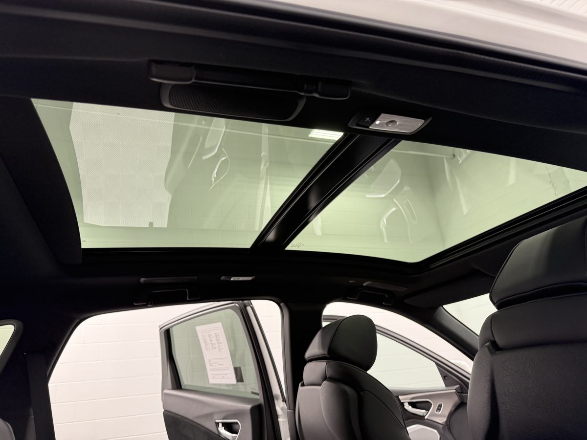 2023 Acura RDX A-Spec photo 27