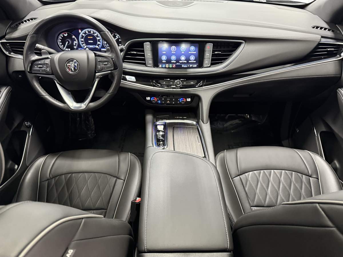 2024 Buick Enclave Avenir photo 12