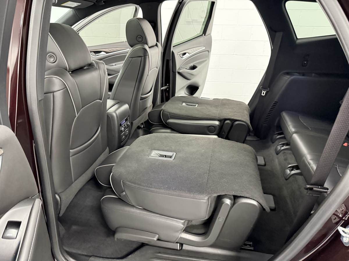 2024 Buick Enclave Avenir photo 15