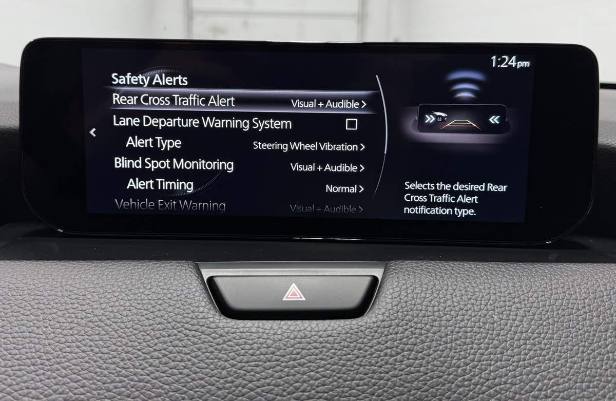 2024 Mazda CX-90 3.3 Turbo Preferred Plus photo 22