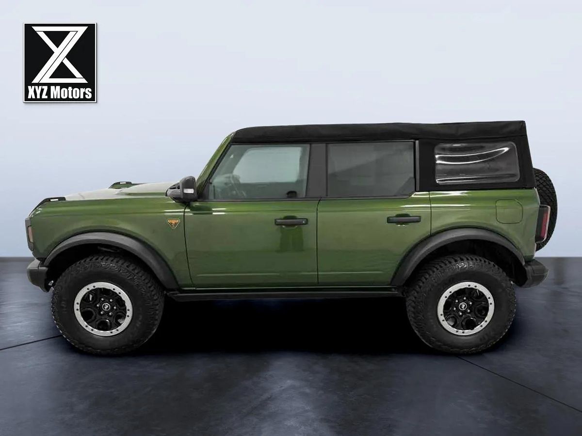 2023 Ford Bronco Badlands photo 4